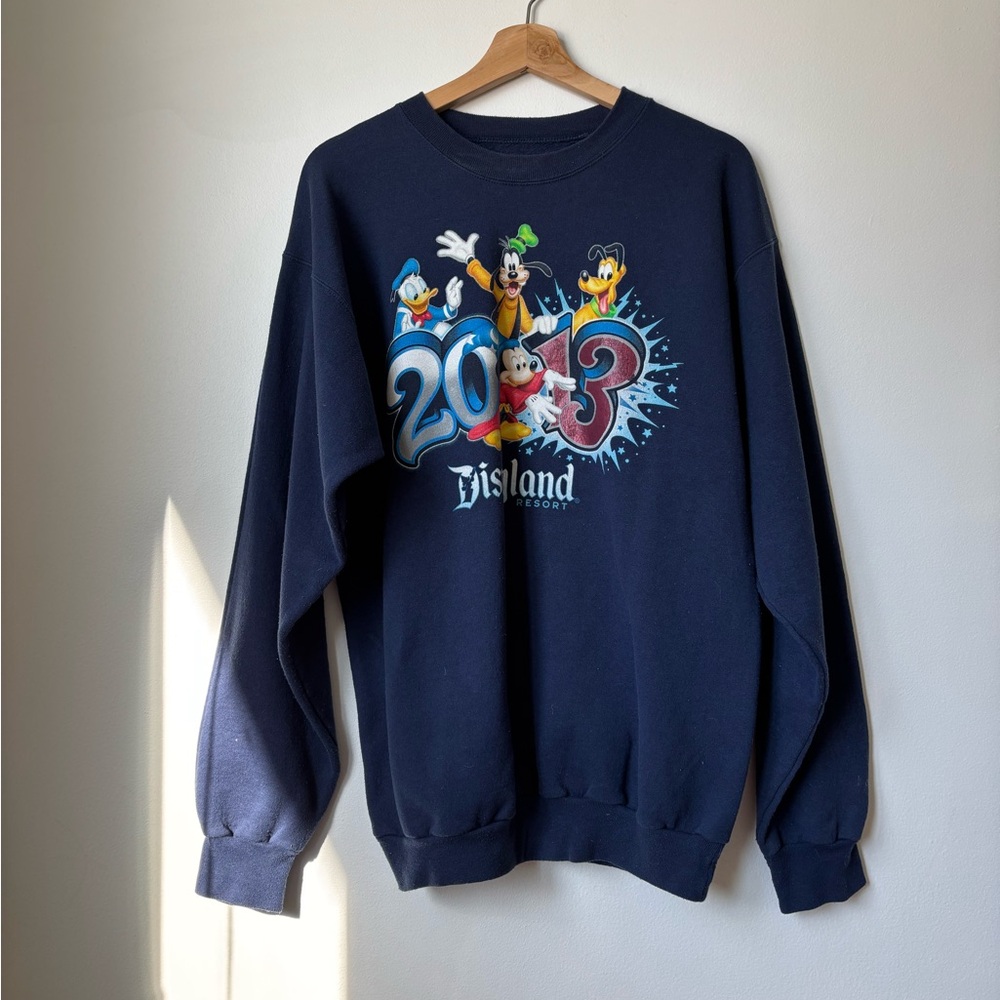 2013 Disneyland Resort crewneck